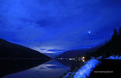 Kootenay Lake moon