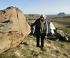 Vestmannaeyjar elf rock move Iceland