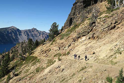 Crater Lake trail to Garfield Peak