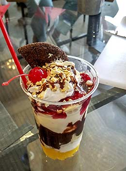 Mammoth Mountain hot fudge sundae